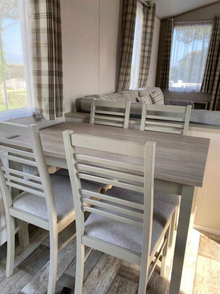 Luxury Holiday Home Sleeps 6 Pet Friendly St Austell Eksteriør billede